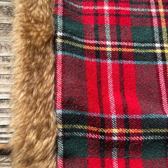 Newport Plaid Flannel Fur Trim Pillow Covers Set of 2 | 19x19 Red Cabin Holiday - Picture 11 of 16